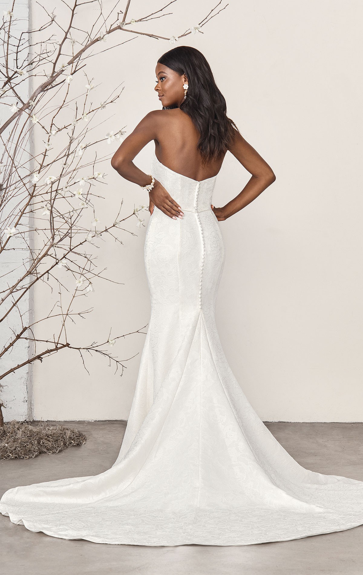 44384 - Viola - Justin Alexander Sincerity Bridal 44384, Simple fitted wedding dress with strapless - City wedding style at Blessings of Brighton, Loyal parade, Mill Rise, Westdene, Brighton BN1 5GG T: 01273 505766 E:info@blessingsbridal;.co.uk