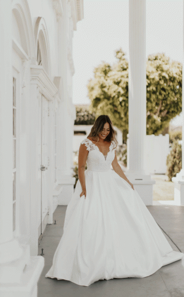 Stella York 7577 - Mikado Ball Gown wedding dress with Lace bodice & High button up back - Brightons Leading Stella York Stockist - Blessings Bridal & Occasion Wear, Loyal Parade, Mill Rise, Westdene, Brighton. East Sussex BN1 5GG T:01273 505766 E:info@blessingsbridal.co.uk